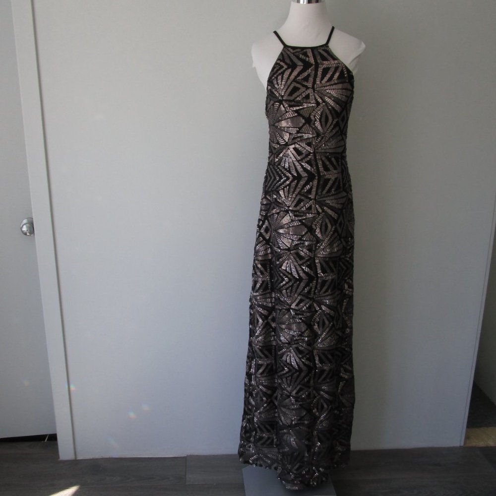 Nwt Metallic Sequin Halter Open Back Evening Gown - image 2